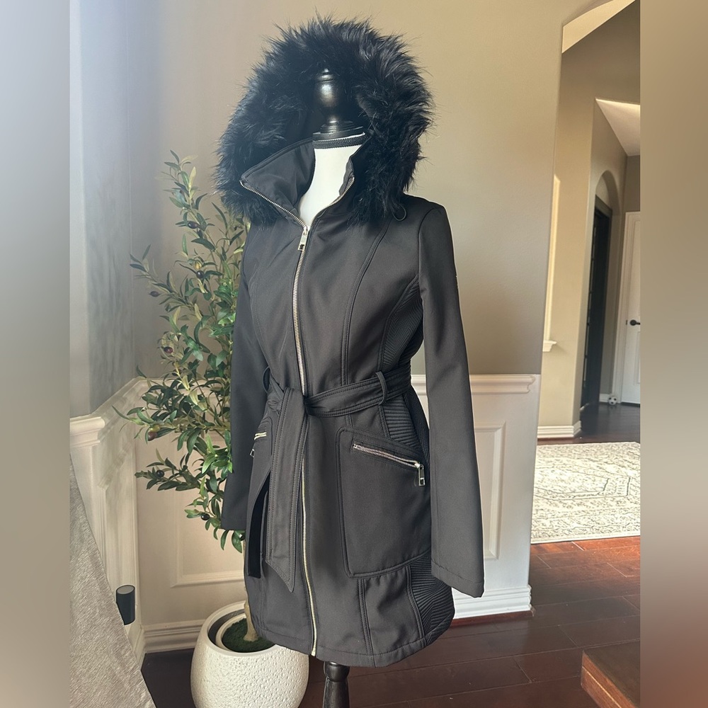 Guess Black Faux Fur Hooded Softshell Jacket - Size Small